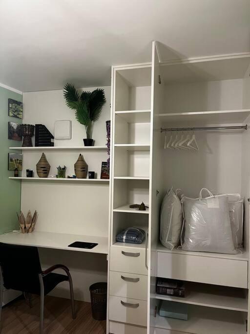 Avotu 43 Flat In *